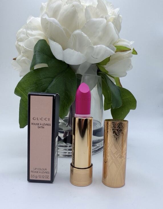 Gucci Other - Gucci Beauty Satin Lipstick 402 Vantine Fuchsia 3.5g / 0.12oz